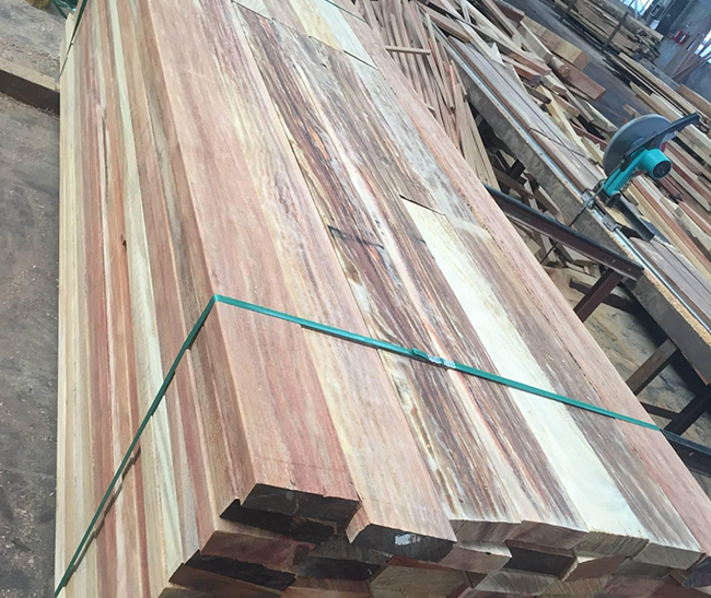 平和芬兰松方木